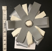 Heijastava rintakoru